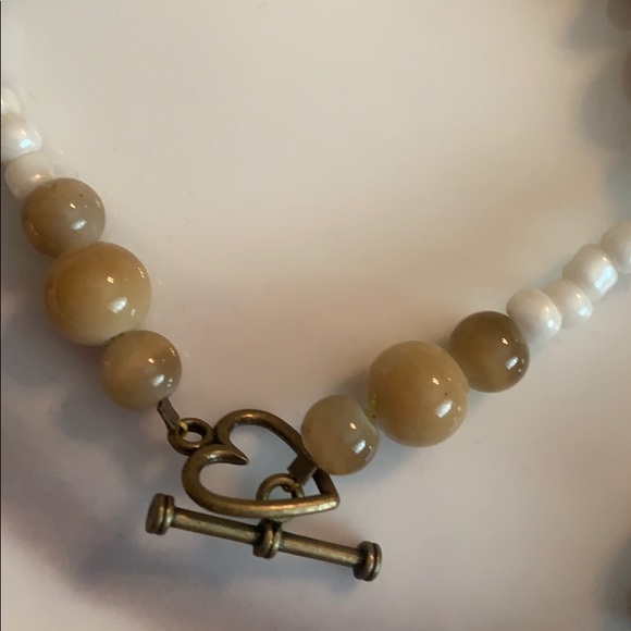 Handmade Beaded Necklace - NEW - Picture 3 of 3